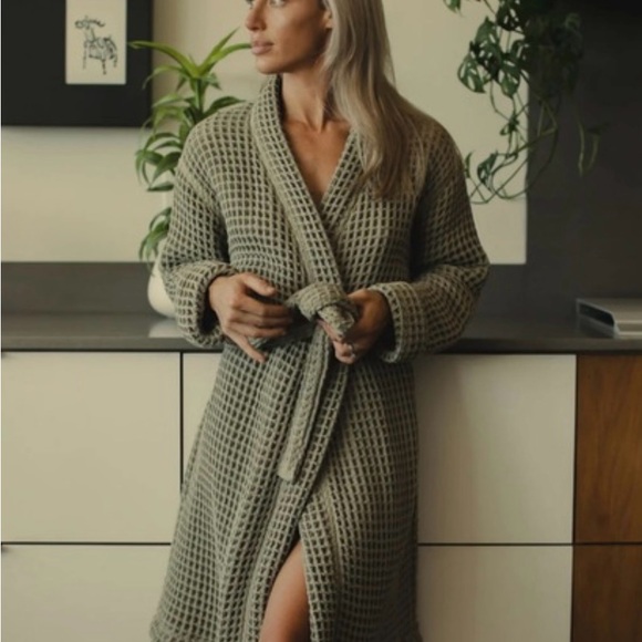 NEW MY HAPPY PLACE - Organic Turkish Cotton Grey Waffle River Size Small - $120 - Picture 9 of 12